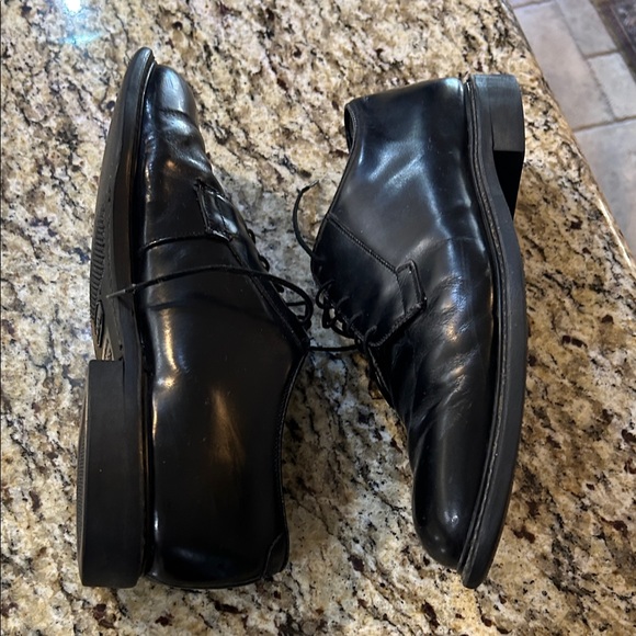 Vibram Black Men's Oxfords - Picture 6 of 12